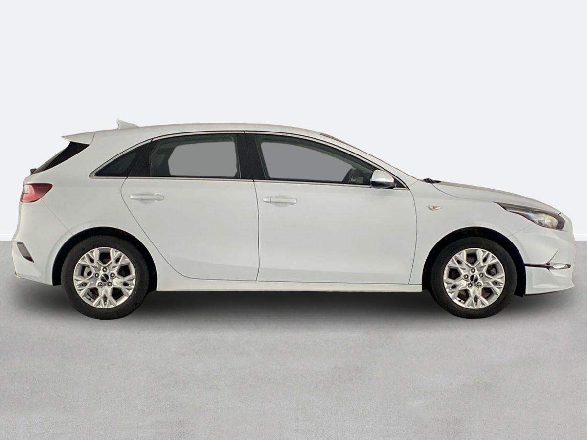 Used Kia Ceed 2022 for sale - 76316247: Photo 2