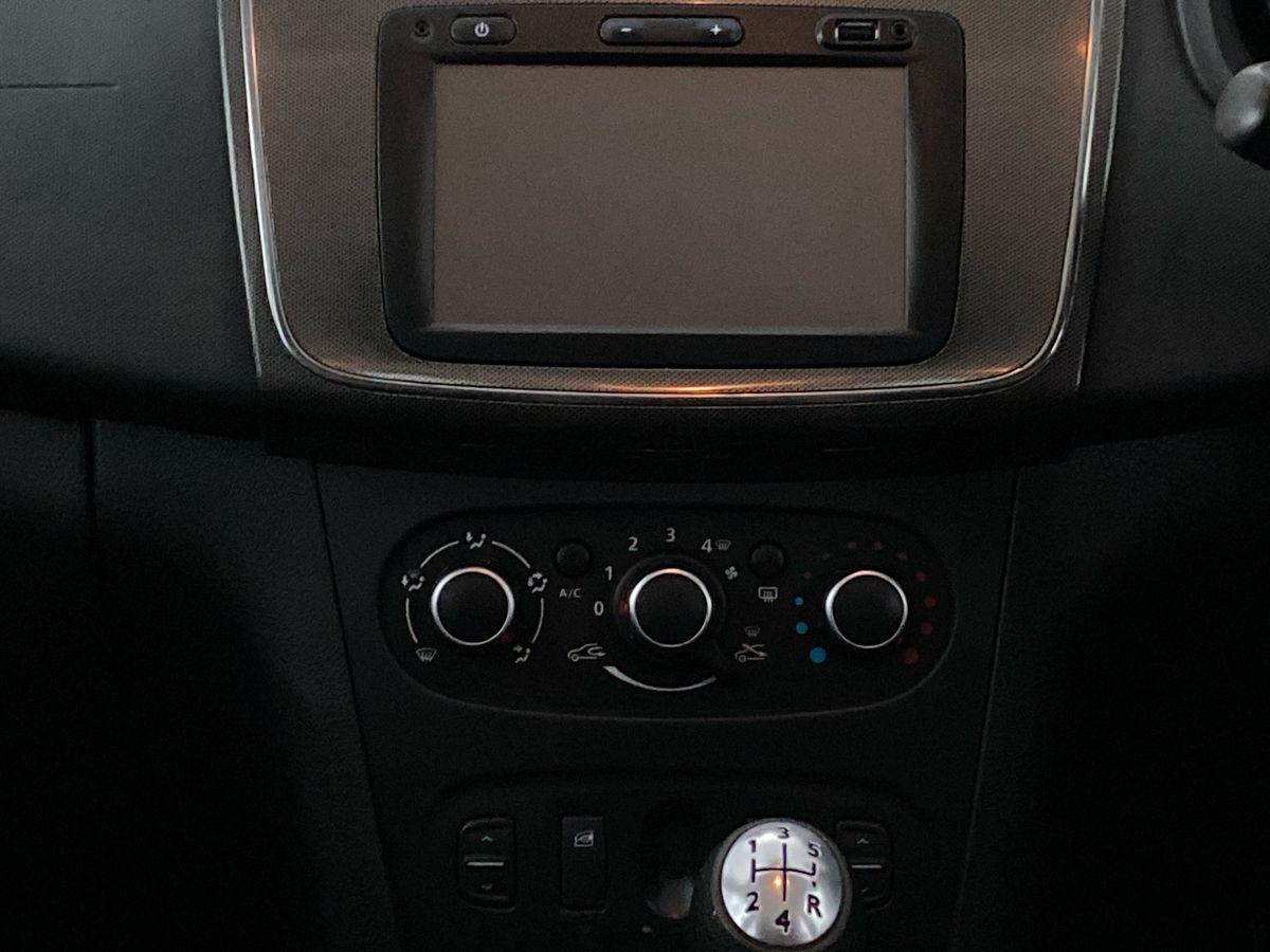 Used Dacia Sandero Stepway 2017 for sale - 77076825: Photo 10