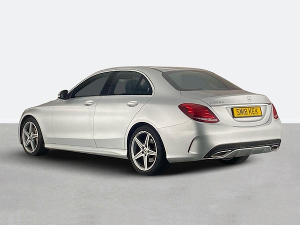 Used Mercedes-Benz C-Class 2018 for sale - 75604934: Photo 5