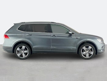 Used Volkswagen Tiguan Allspace 2020 for sale - 76411740: Photo