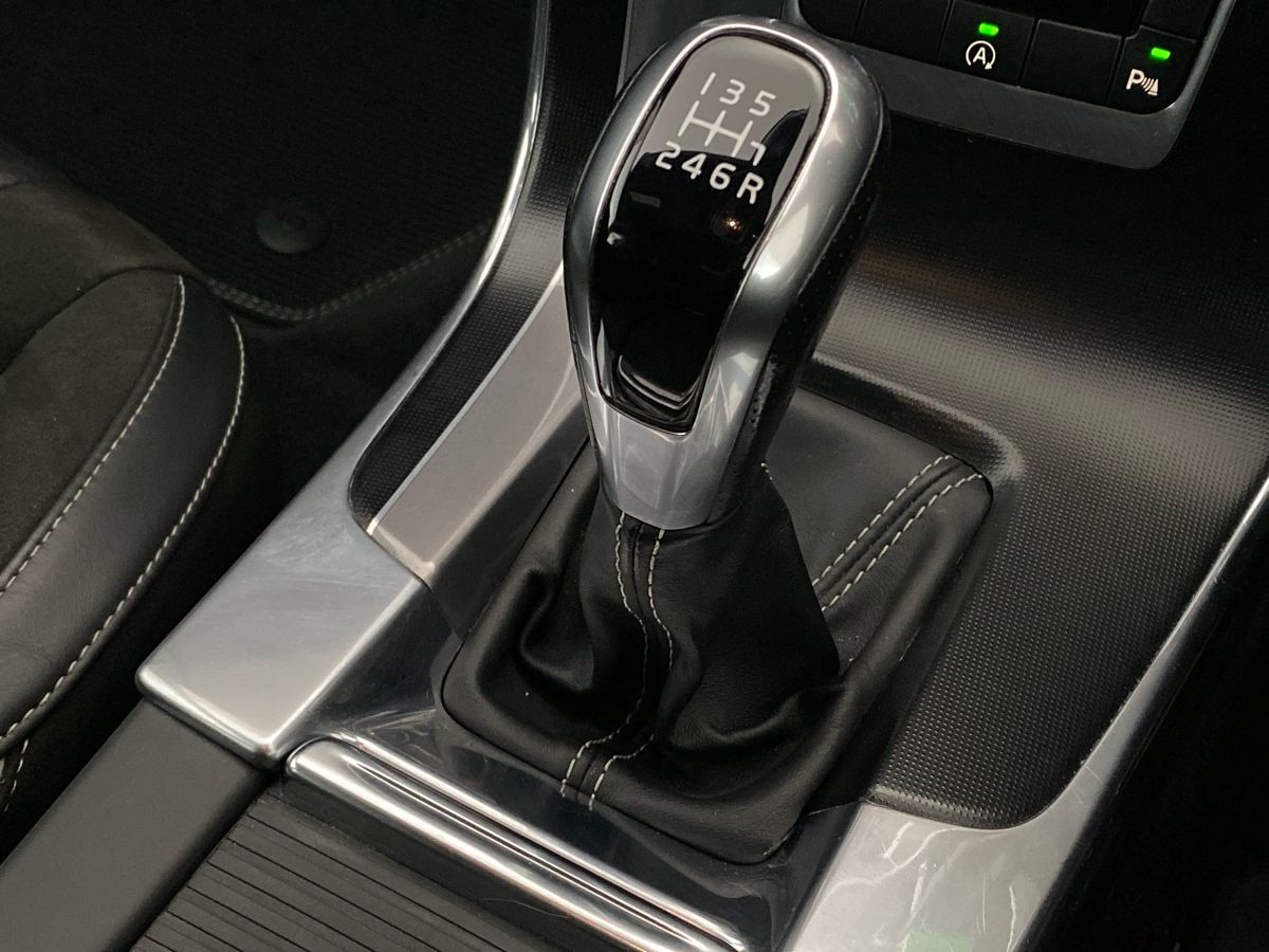 Used Volvo V60 2017 for sale - 76128617: Photo 21