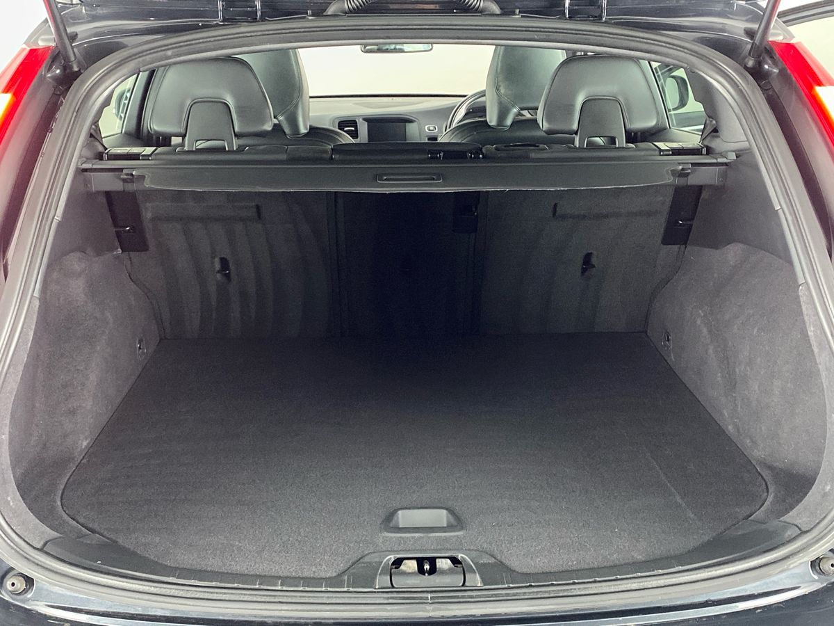 Used Volvo V60 2017 for sale - 76128617: Photo 27