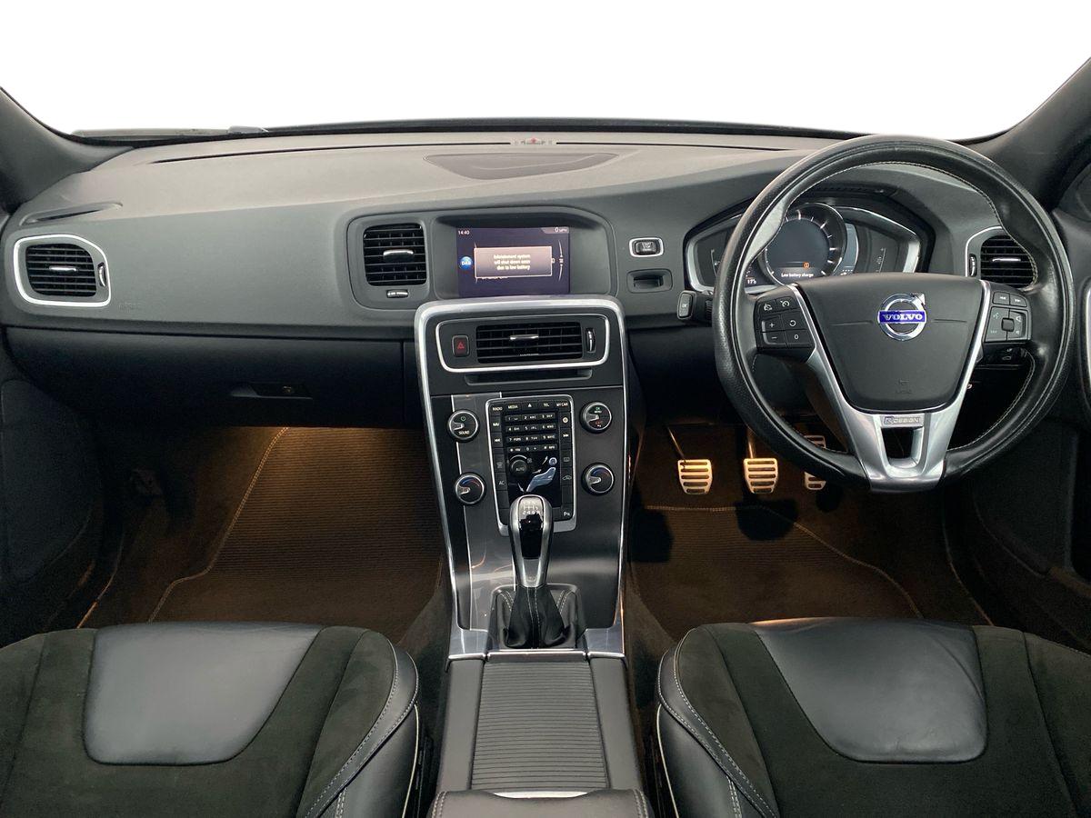 Used Volvo V60 2017 for sale - 76128617: Photo 9