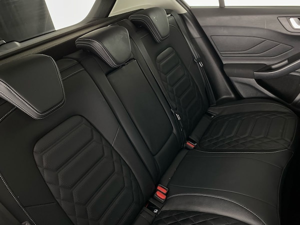 Used Ford Focus 2023 for sale - 75454015: Photo 12