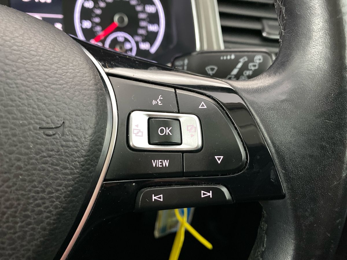 Used Volkswagen T-Roc 2021 for sale - 77635103: Photo 21