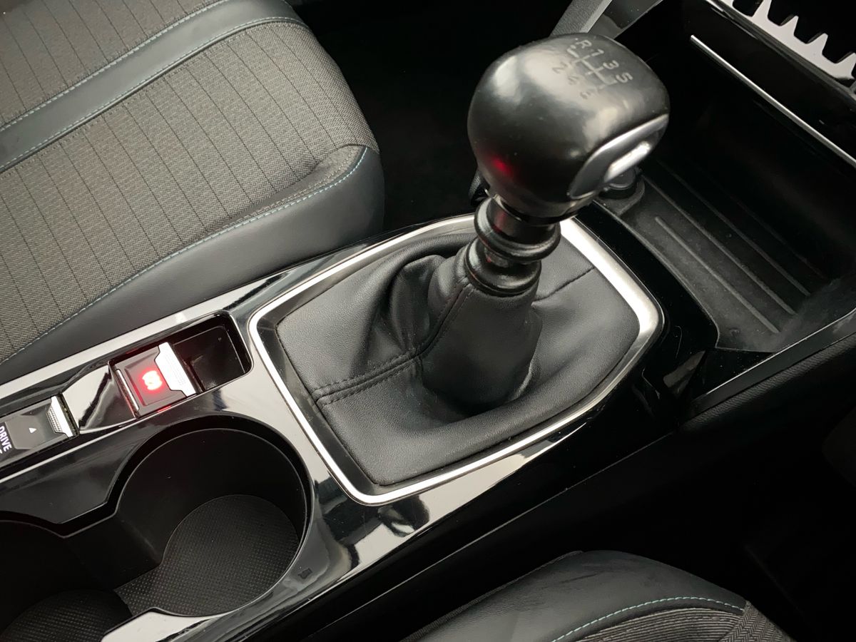 Used Peugeot 2008 2021 for sale - 77649266: Photo 18