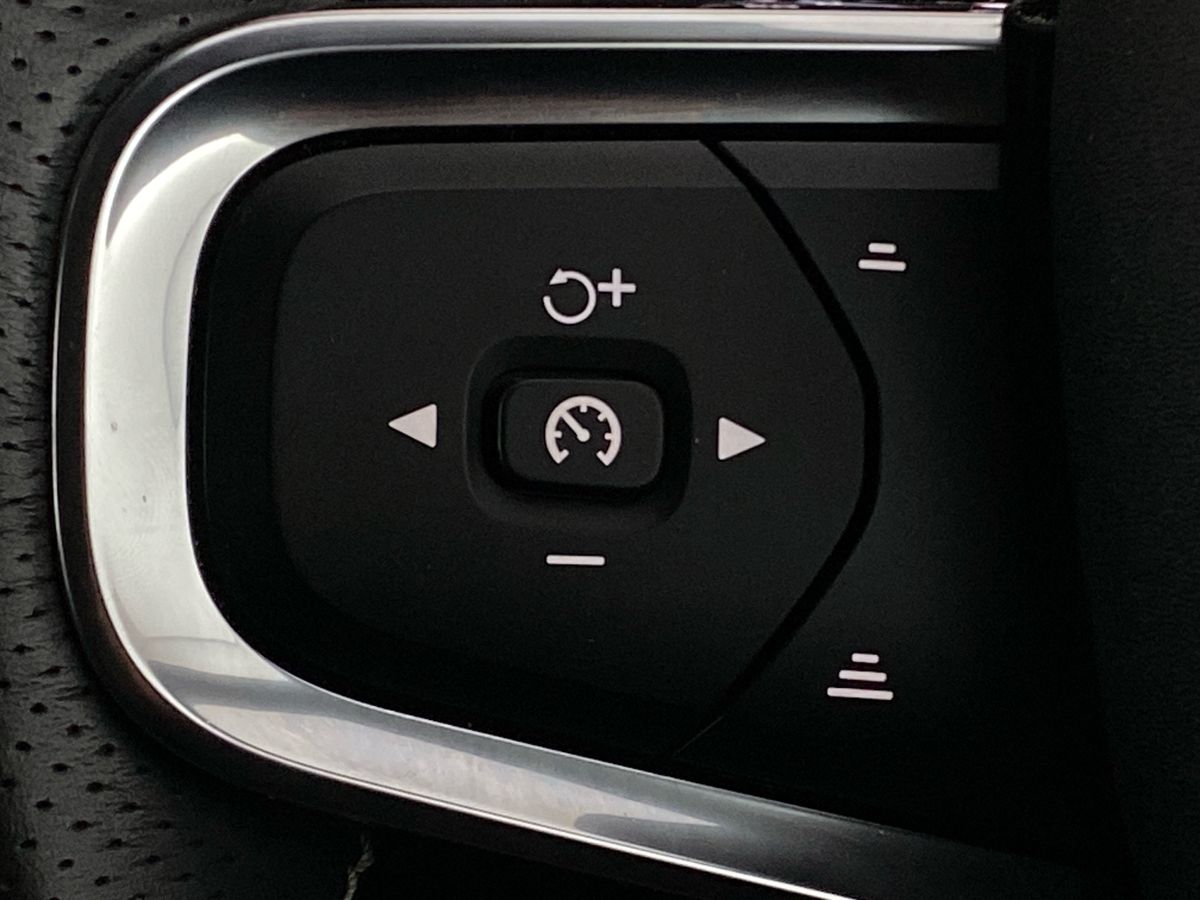 Used Volvo XC40 2021 for sale - 76515794: Photo 22