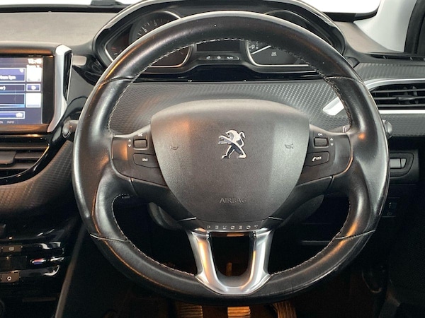 Used Peugeot 2008 2016 for sale - 76177415: Photo 11