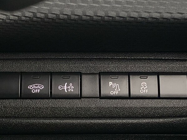 Used Peugeot 2008 2016 for sale - 76177415: Photo 23