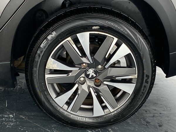 Used Peugeot 2008 2016 for sale - 76177415: Photo 28