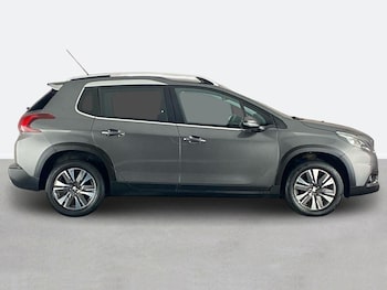 Used Peugeot 2008 2016 for sale - 76177415: Photo 2