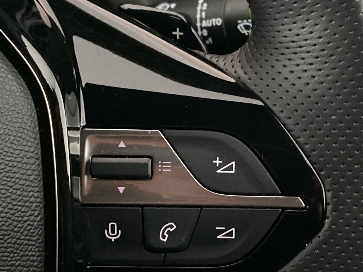 Used Peugeot 308 2022 for sale - 77000687: Photo 25