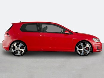 Used Volkswagen Golf 2015 for sale - 78832391: Photo