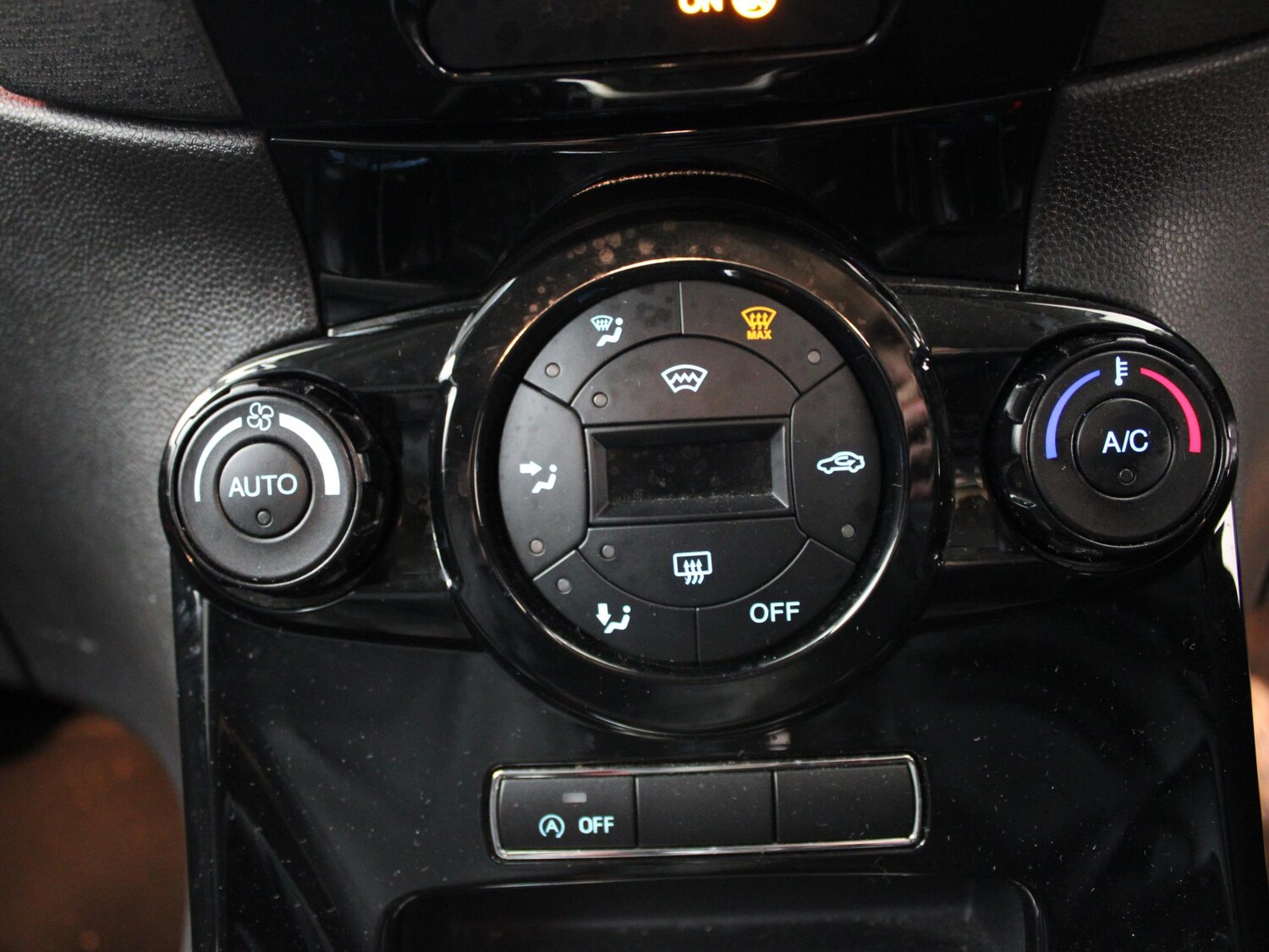 Used Ford Fiesta 2015 for sale - 77943722: Photo 20