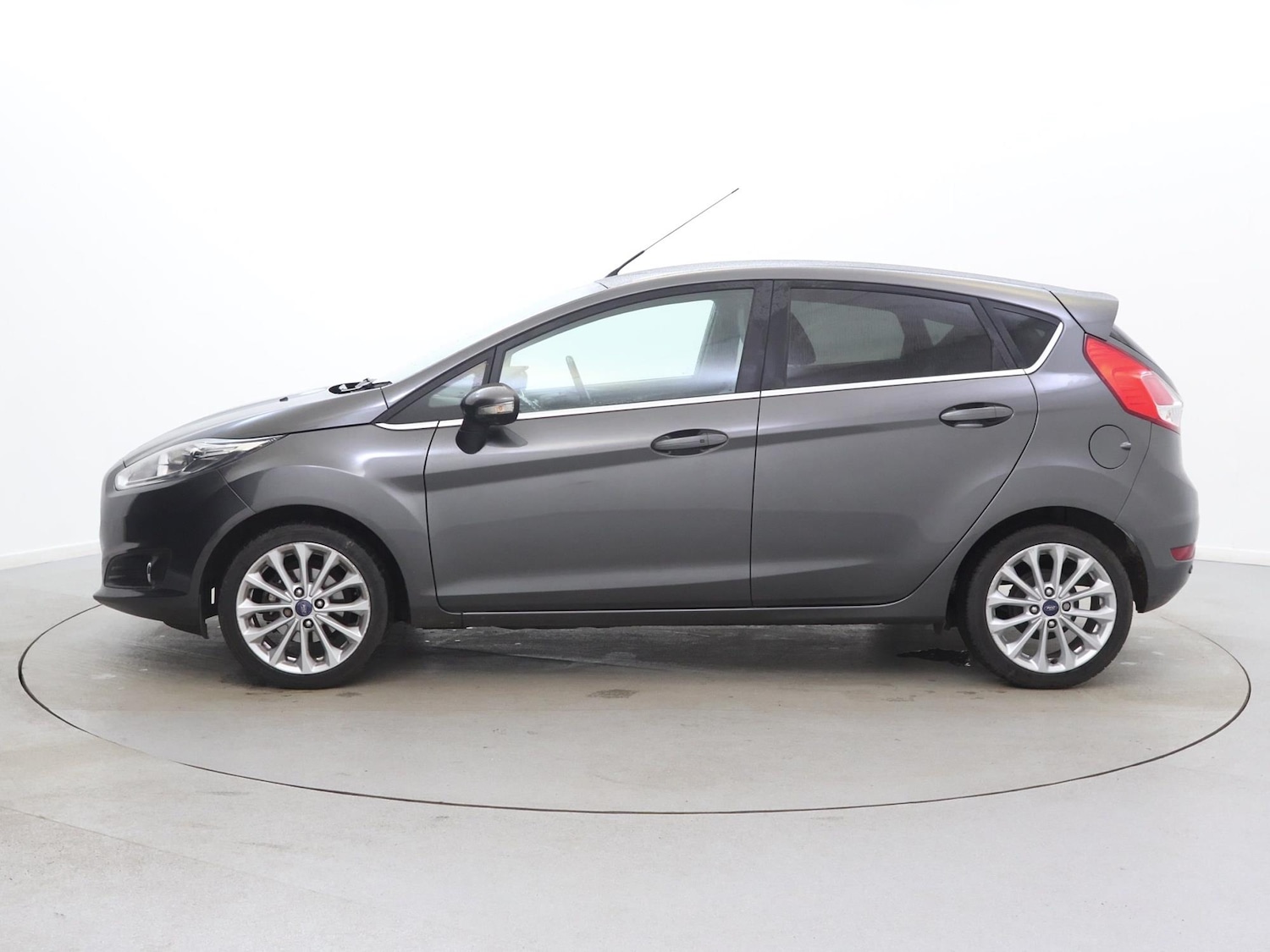 Used Ford Fiesta 2015 for sale - 77943722: Photo 4