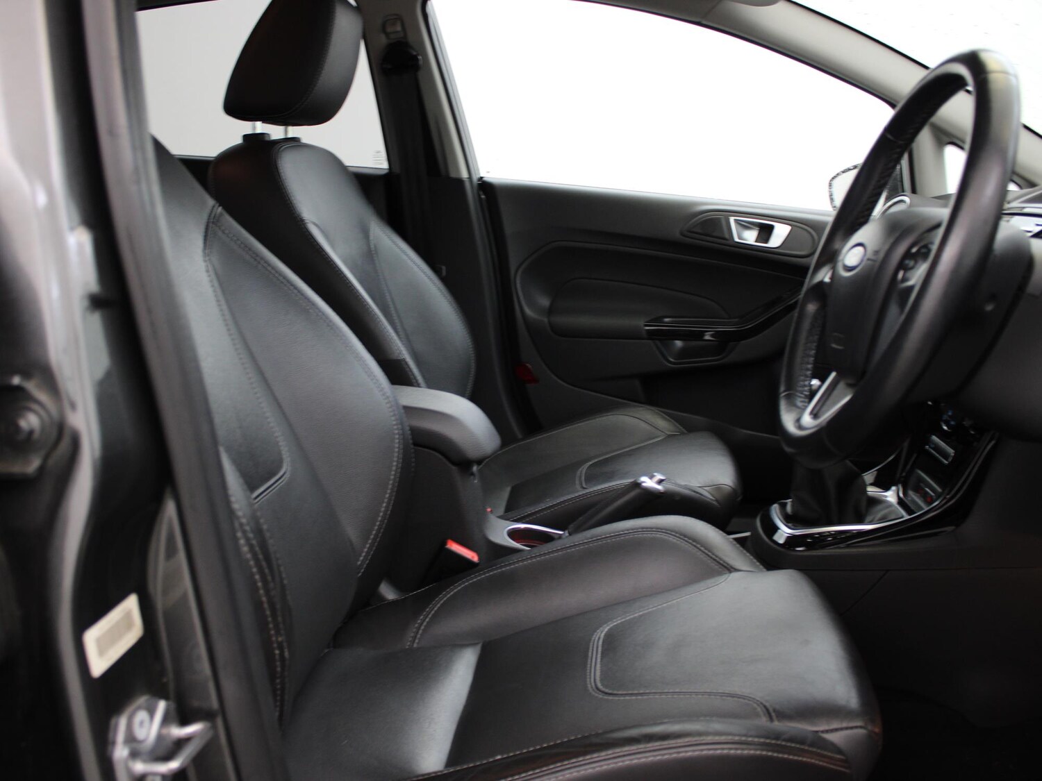 Used Ford Fiesta 2015 for sale - 77943722: Photo 9