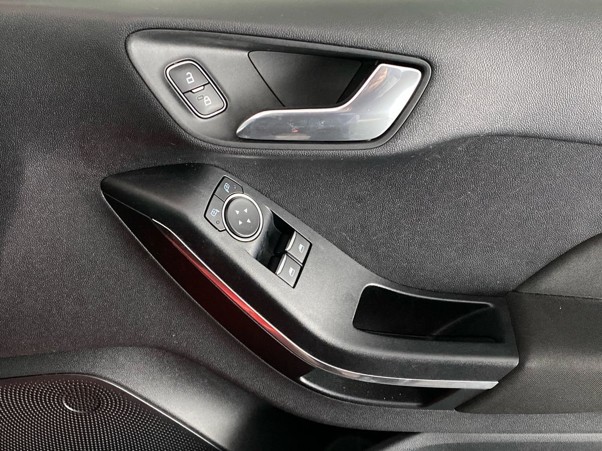 Used Ford Fiesta 2018 for sale - 77076742: Photo 25