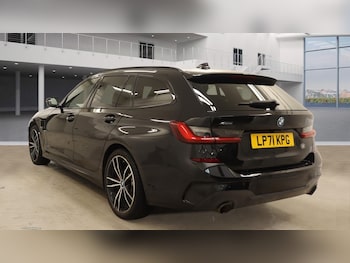 Used BMW 3 Series 2022 for sale - 77842853: Photo