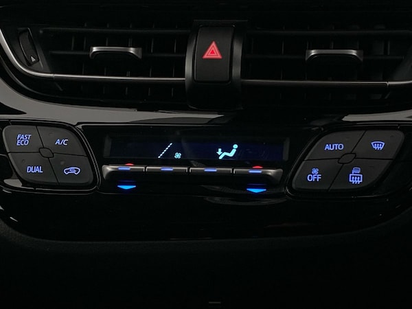 Used Toyota C-HR 2022 for sale - 75723189: Photo 21