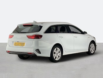 Used Kia Ceed 2022 for sale - 79217537: Photo