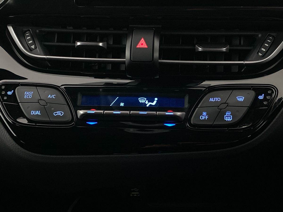 Used Toyota C-HR 2022 for sale - 76316241: Photo 22