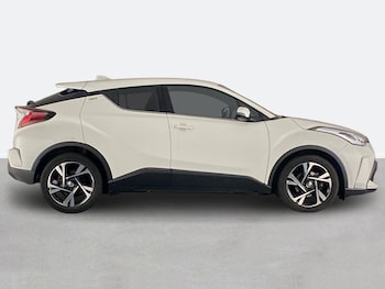 Used Toyota C-HR 2022 for sale - 76316241: Photo
