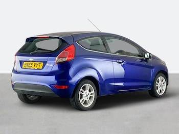 Used Ford Fiesta 2015 for sale - 76390888: Photo