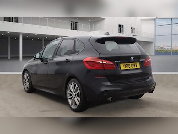 Used BMW 2 Series 2018 for sale - 77842848: Photo