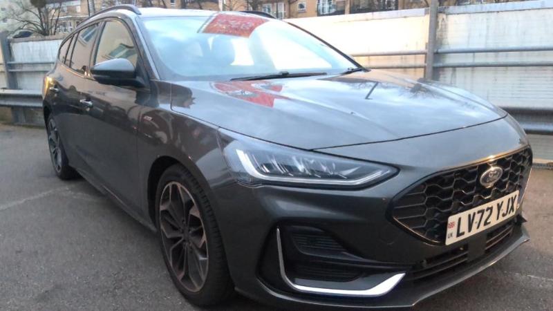 Used Ford Focus 2022 for sale - 76705506: Photo 1