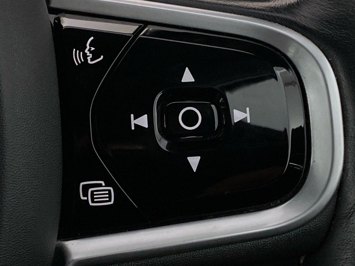 Used Volvo XC60 2020 for sale - 76411731: Photo 24