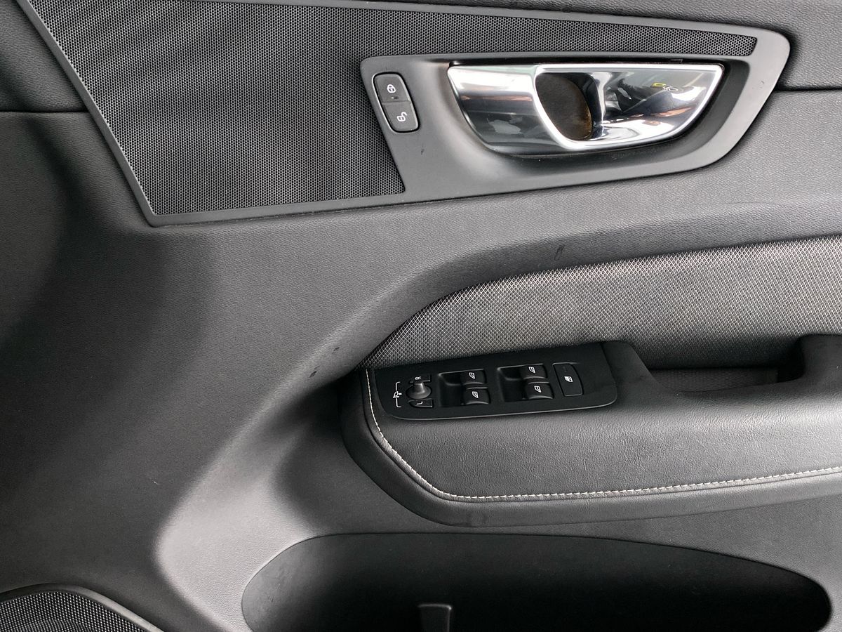 Used Volvo XC60 2020 for sale - 76411731: Photo 26