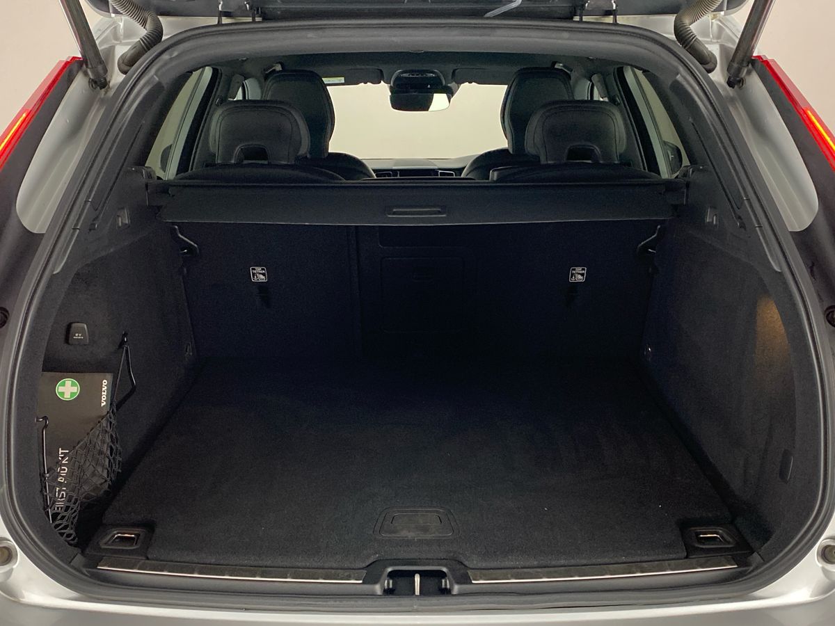 Used Volvo XC60 2020 for sale - 76411731: Photo 27