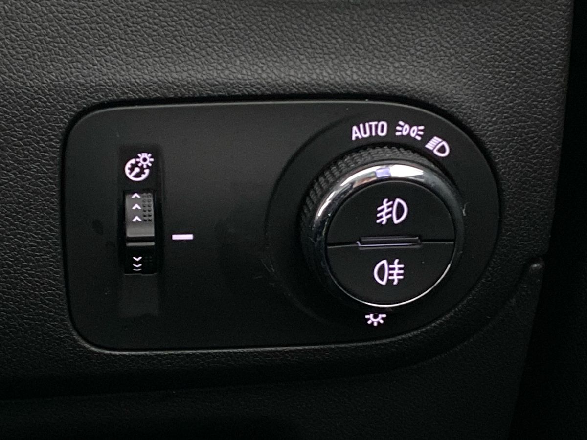 Used Vauxhall Crossland 2021 for sale - 77895881: Photo 25