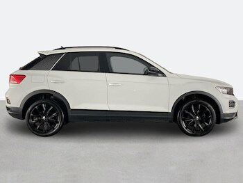 Used Volkswagen T-Roc 2020 for sale - 78436938: Photo