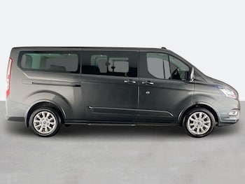 Used Ford Tourneo Custom 2023 for sale - 76553422: Photo