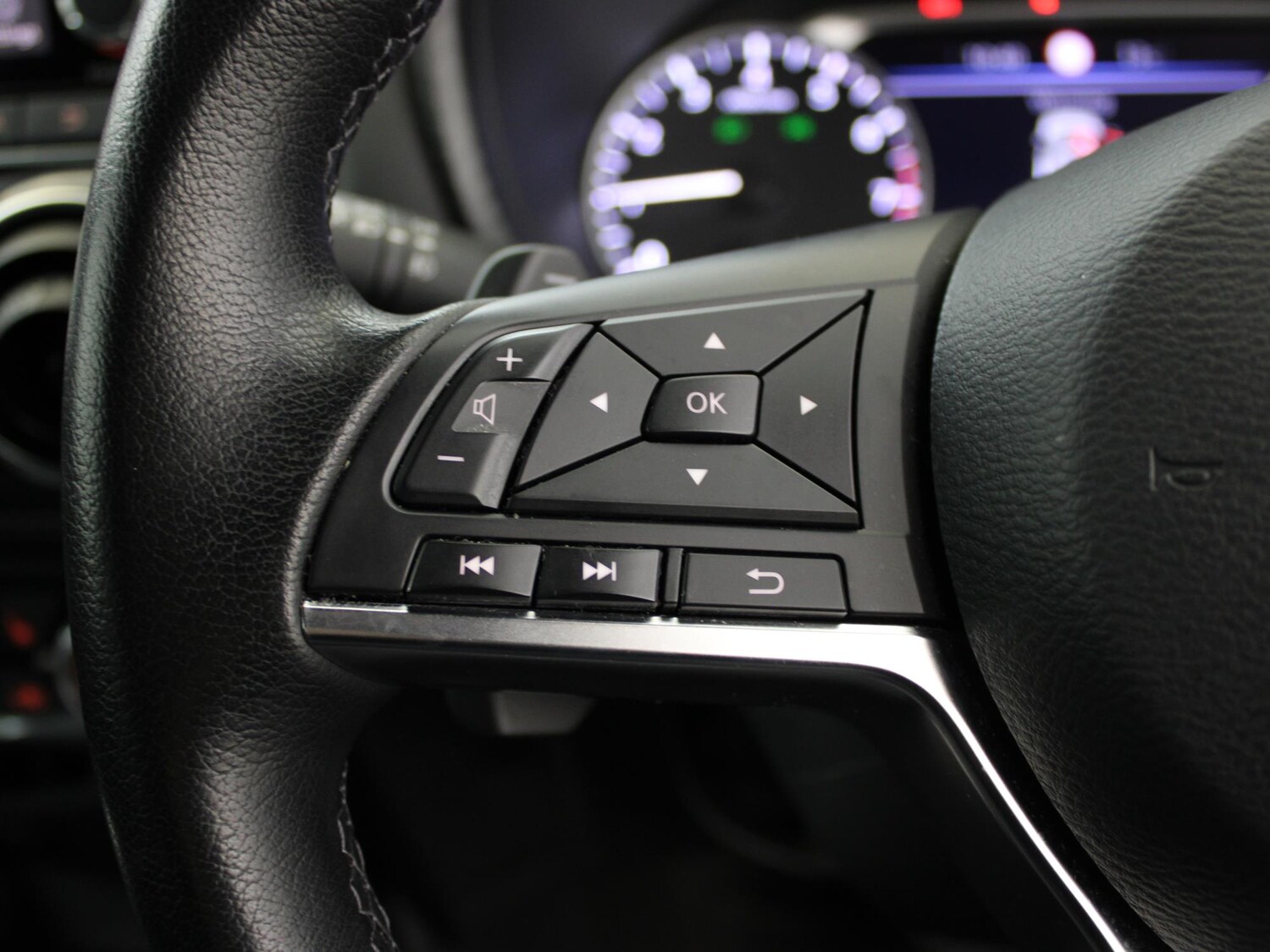 Used Nissan Juke 2022 for sale - 77687130: Photo 33