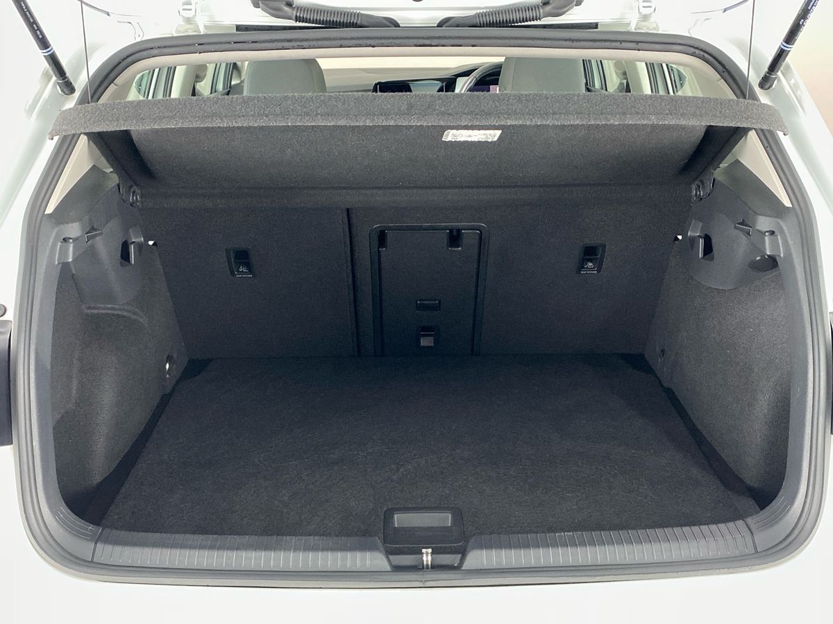 Used Volkswagen Golf 2023 for sale - 77000714: Photo 27