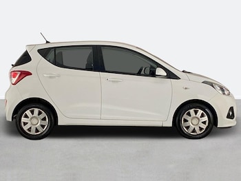 Used Hyundai i10 2015 for sale - 75736997: Photo