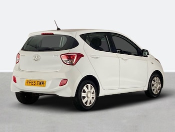 Used Hyundai i10 2015 for sale - 75736997: Photo
