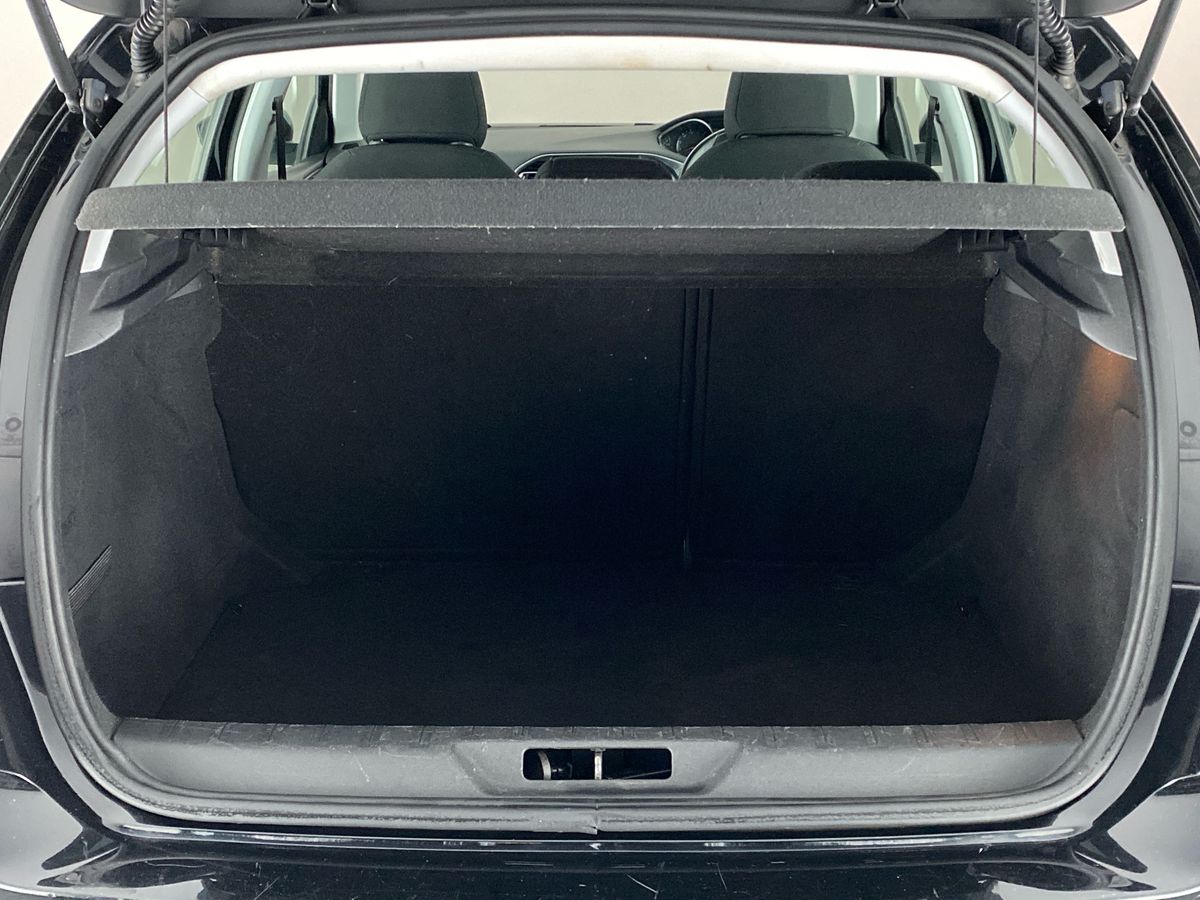 Used Peugeot 308 2016 for sale - 77443872: Photo 27