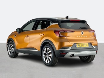 Used Renault Captur 2021 for sale - 76158107: Photo 2