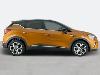 Used Renault Captur 2022 for sale - 75421865: Photo