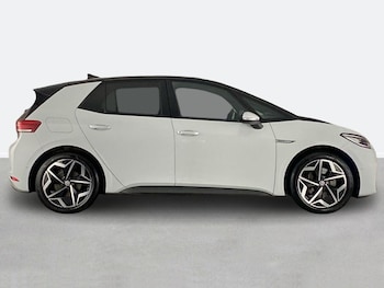 Used Volkswagen ID.3 2023 for sale - 78900454: Photo