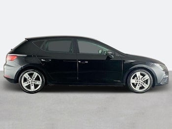 Used SEAT Leon 2017 for sale - 76047310: Photo 2