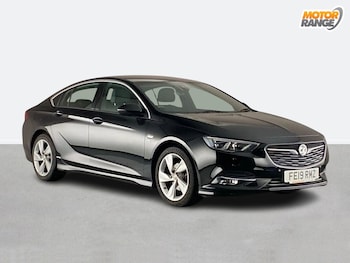Vauxhall - Insignia