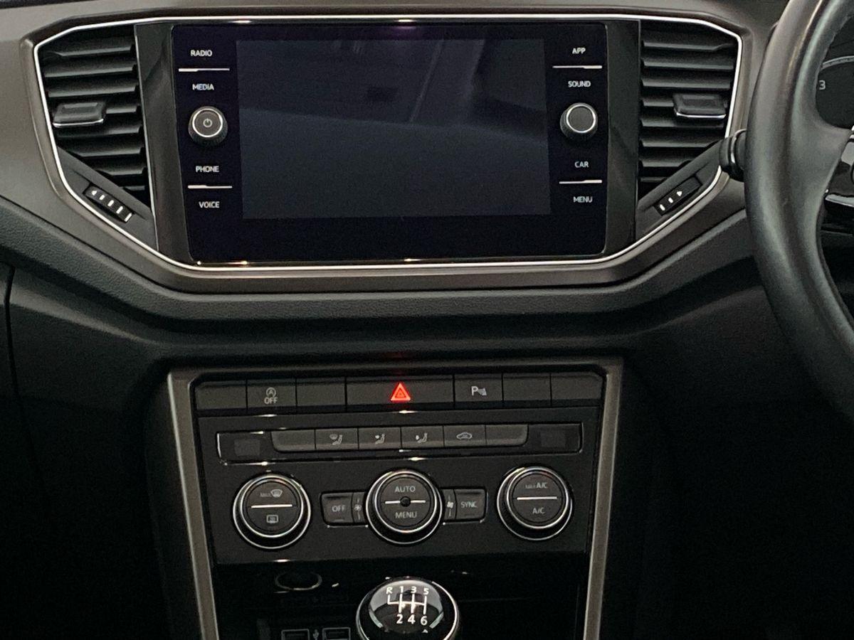 Used Volkswagen T-Roc 2018 for sale - 77076721: Photo 10