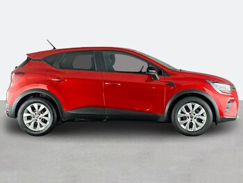 Used Renault Captur 2021 for sale - 77615745: Photo