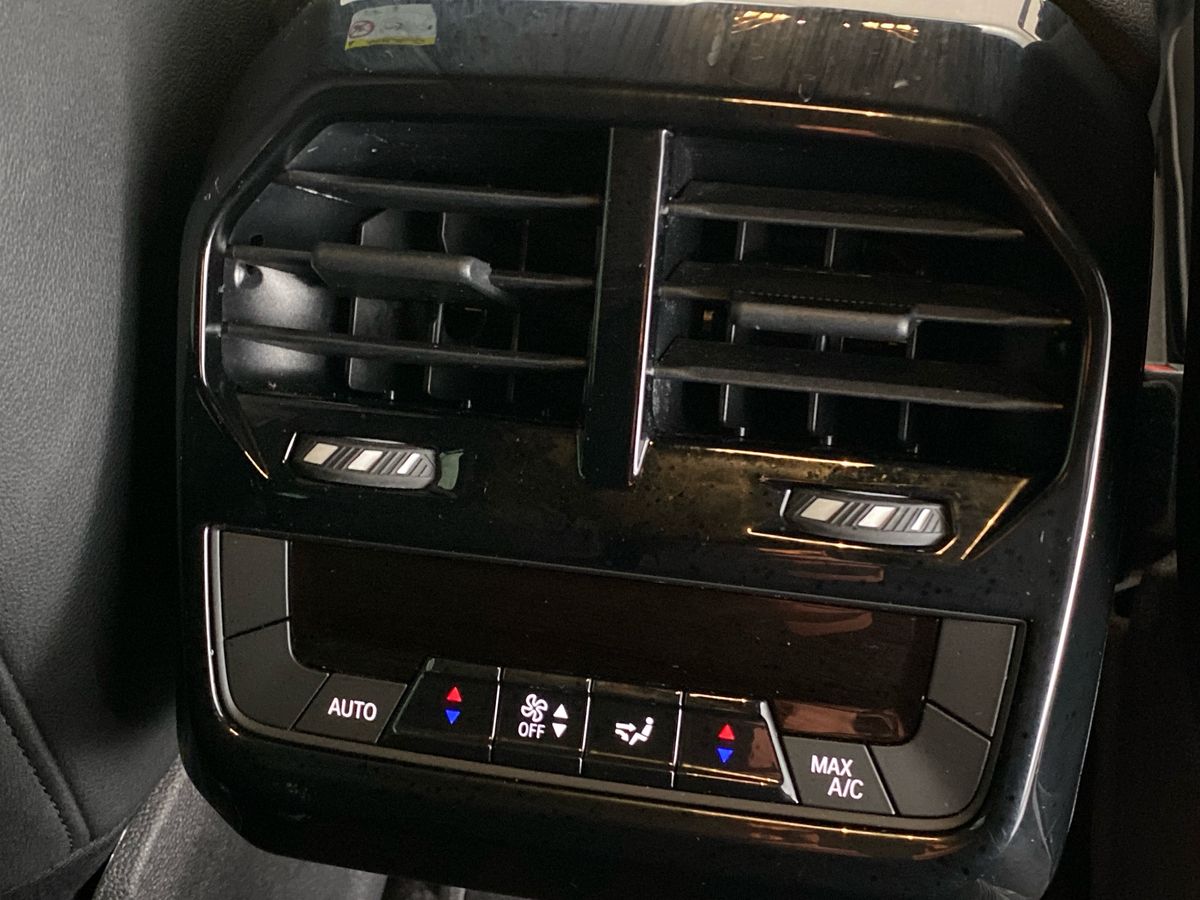 Used BMW iX 2022 for sale - 76442619: Photo 17