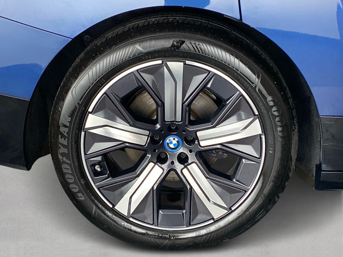 Used BMW iX 2022 for sale - 76442619: Photo 34