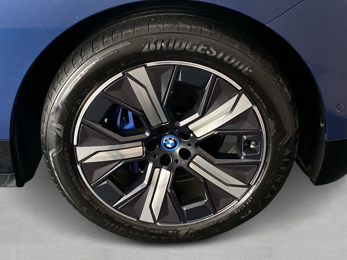 Used BMW iX 2022 for sale - 76442619: Photo 35